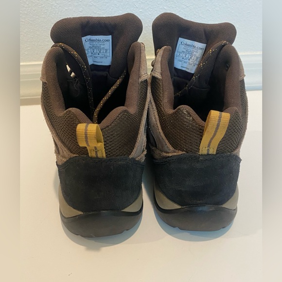 COLUMBIA REDMOND V2 MID WATERPROOF MEN'S 9 HIKING TRAIL SHOES - Picture 4 of 8